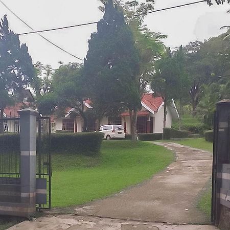 Villa Getsemani Mitra Reddoorz Sangkanurip Exterior photo