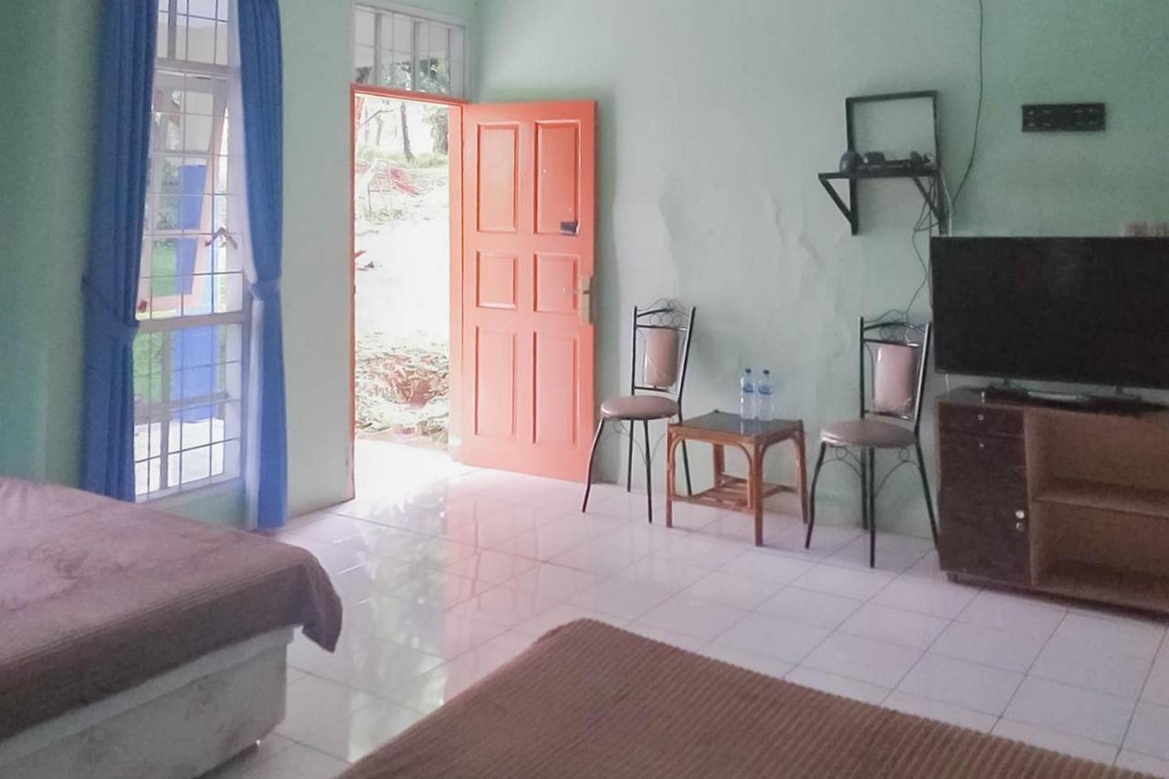 Villa Getsemani Mitra Reddoorz Sangkanurip Exterior photo